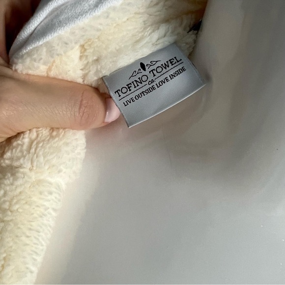 TOFINO TOWEL ROBE S/M - Picture 4 of 6